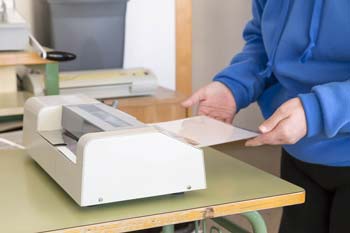 Laminate Paper With a Laminator Machine