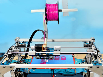 Filament is a thermoplastic feedstock used in 3D printers that use fused deposition modeling.